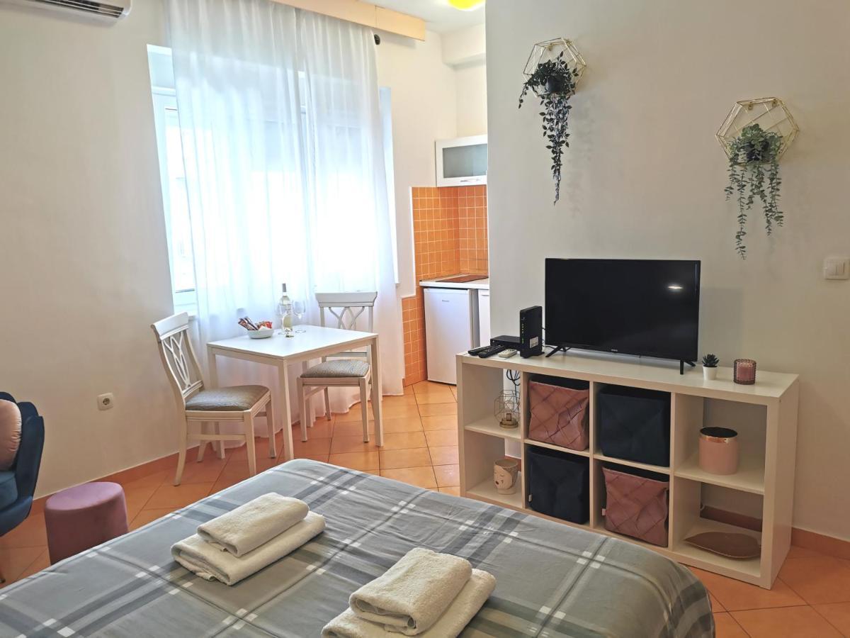 Apartments Smile สปลิท ภายนอก รูปภาพ