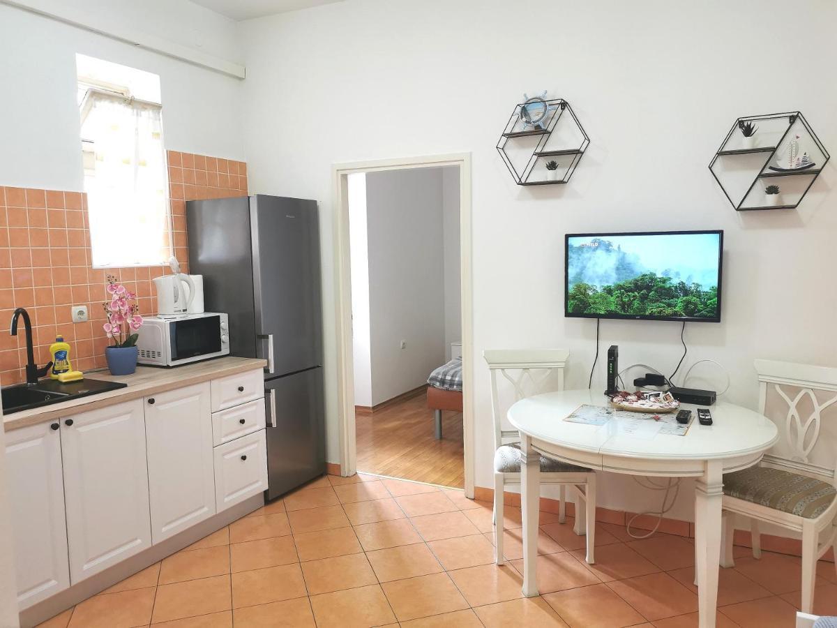 Apartments Smile สปลิท ภายนอก รูปภาพ