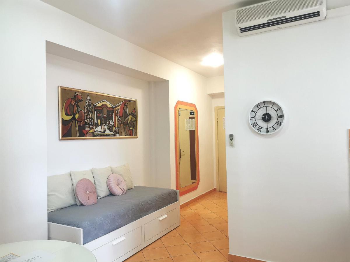 Apartments Smile สปลิท ภายนอก รูปภาพ